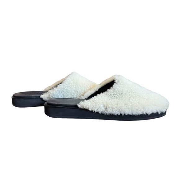 Revolve Magda Butyrm Shearling Slippers, size 39 - Picture 8 of 13